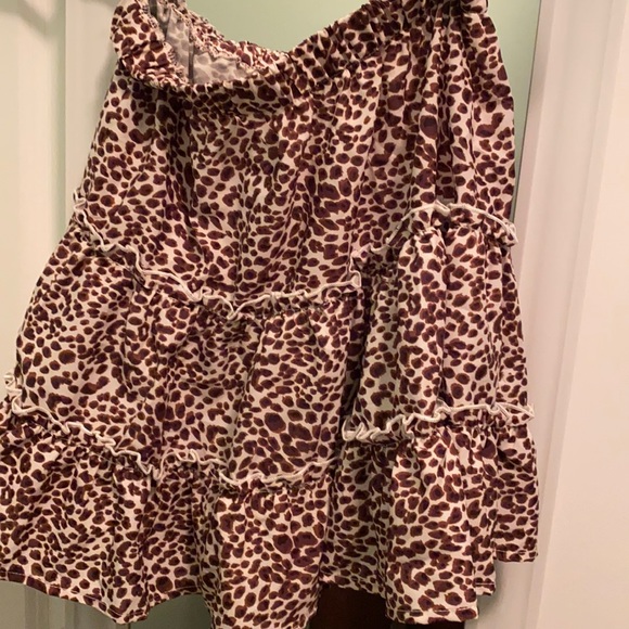 Leopard print tiered flare skirt. Size XS never worn before - Picture 2 of 2